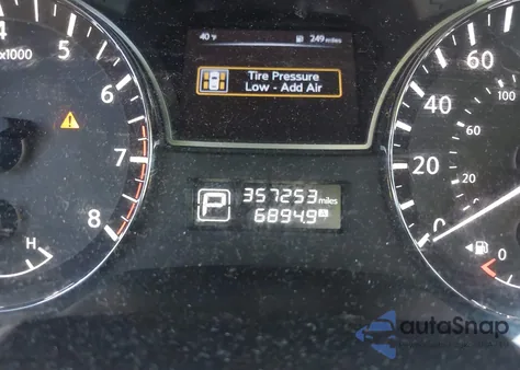 2015 Nissan Altima 2.5 Sv из США, поврежденный, VIN 1N4AL3AP8FC573976